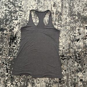 Lululemon tank top size 6